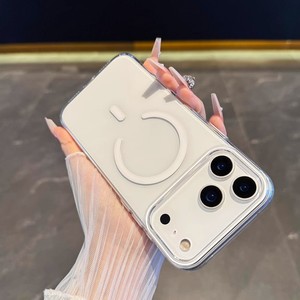 เคสใสสำหรับ iPhone 17Pro วัสดุ PC แข็ง แม่เหล็กติดแน่น โปร่งใสสูง ดีไซน์เรียบง่าย ป้องกันการตกกระแทก ครอบคลุมเต็มตัว - Product Image 2