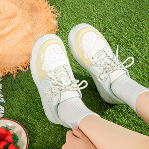 Zapatillas deportivas casuales para mujer, estilo de temporada 2026, con superficie de malla transpirable y suela gruesa, modelo 'Agan' - Product Image 4