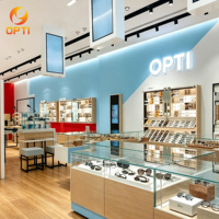 Meuble de présentation mural sur mesure pour lunettes de soleil avec logo, vitrine pour clinique optique