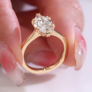 Bagues de bijoux de mode en or jaune 18 carats solides créées en laboratoire de taille marquise personnalisées Bagues de fiançailles de haute joaillerie pour femmes - Product Image 3