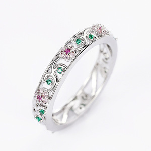 Anello Floreale Colorato per Donne, Design Delicato con Fiori Freschi, Gioiello da Dito alla Moda - Product Image 1