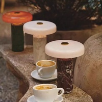 Lampe de bureau moderne avec base en marbre, abat-jour en verre blanc, charge sans fil USB, rechargeable, variateur tactile, lampe de table portable pour restaurant