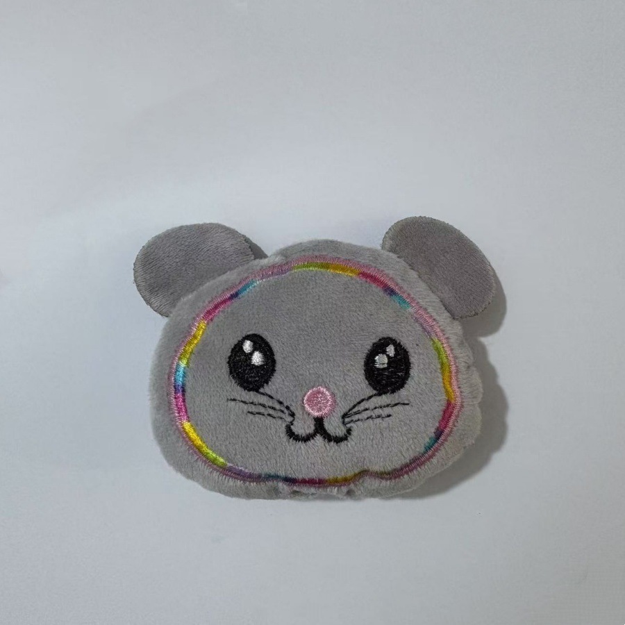 gato gris