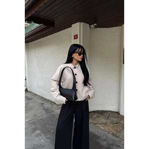 Blouson Bomber Long en Polyester pour Femme Automne/Hiver, Motif à Carreaux et Rayures, Col Montant, Boutons Crème, Logo Personnalisable - Product Image 2