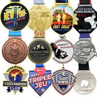 Médaille de récompense sportive en métal personnalisée professionnelle Artigifts de l'usine de Zhongshan, trophée de football, médaille d'or