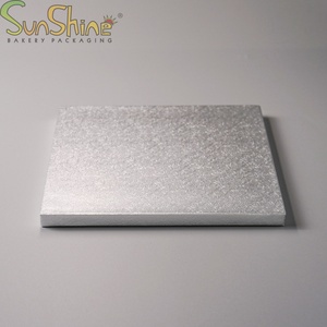 Plateau à gâteau rond et rectangulaire en carton ondulé de 4, 6, 8, 10, 12, 14 pouces – Prix de gros - Product Image 1