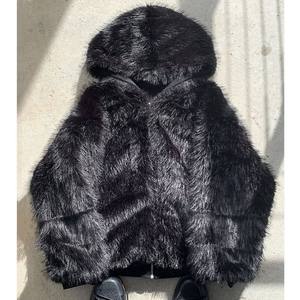 هوديز شتوية مخصصة للرجال، ملابس مخصصة قابلة للعكس بسحاب وفرو، هوديز ثقيلة الوزن مع فرو داخلي للملابس الشتوية - Product Image 3