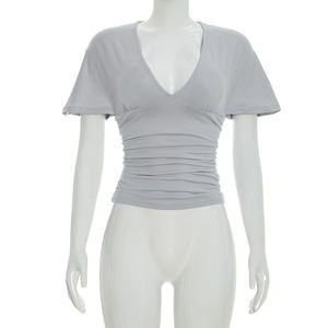 Viviblook C26TP096 T-shirt pour femme, nouvelle collection d'été, haut décontracté à manches chauve-souris et col en V profond, taille ajustée pour femme - Product Image 2