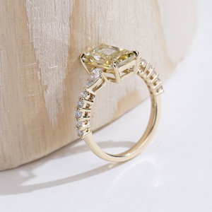 Anillo de compromiso y boda MSR-2246 de oro amarillo de 14 quilates con diamante amarillo de corte radiante cultivado en laboratorio - Product Image 2