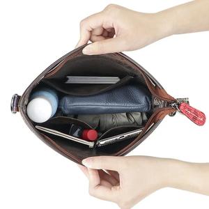 Bolsos cruzados de cuero genuino AndoBag, bolso de hombro de gran capacidad con costuras de color, bolso tipo satchel para mujer 3094 - Product Image 4