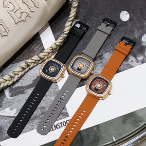Reloj de Pulsera Minimalista Casual para Mujer, Correa de Silicona, Diseño Cuadrado de Lujo Ligero, Reloj de Cuarzo - Product Image 6