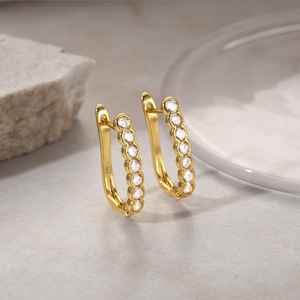 Boucles d'oreilles créoles en or serties de diamants, forme géométrique en U, bijoux de mode pour femmes EKA 230 - Product Image 2