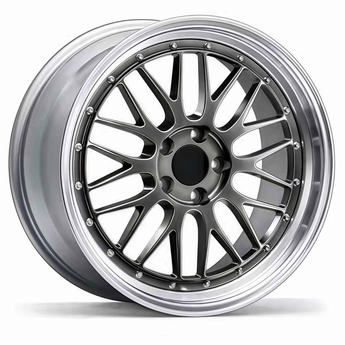 Diamond Black disk and Silver Diamond-cut rim