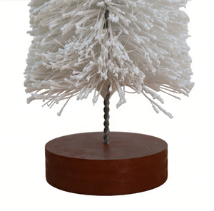 ต้นคริสต์มาสประดิษฐ์แบบพรีเมียมหรูหรา ขนาด 180 ซม. แบบมีไฟประดับ  ทำจากไม้ซีดาร์เคลือบหิมะสีขาว ฐาน PVC เป็นมิตรกับสิ่งแวดล้อม น้ำหนักเบา ปรับแต่งได้ - Product Image 4
