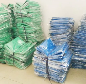 Tappetino da Giardinaggio Impermeabile Spesso 100x100cm - Tappetino Nero per Ripotting Piante e Copertura del Terreno per Innesto Senza Disordine - Product Image 6