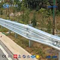 Precio competitivo AASHTO EN1317 Certificado Q235B Q355B W Beam Guardrail Guard Rails Road Highway Crash System Barreras de tráfico