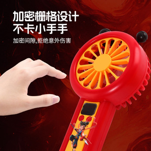 Ventilateur portable Nezha Little Hero avec affichage numérique, 100 niveaux de vitesse, fonctionne sur batterie, avec base - Product Image 3