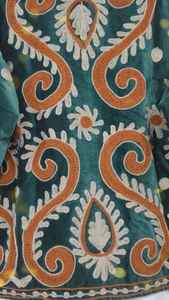 Chaqueta de terciopelo Suzani larga estilo vintage, elegante y casual para mujer, abrigo de invierno bordado a mano, cárdigan acogedor, vestido playero. - Product Image 4