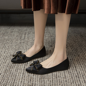 2025 New Women's French Bow <strong>Bridal</strong> <strong>Flat</strong> Wedding <strong>Shoes</strong> - Product Image 3