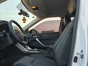 Auto Usate 2021 Mitsubishi <span class=keywords><strong>Eclipse</strong></span> Cross 1.5T CVT SUV Familiare di Lusso Robusto Affidabile Efficiente nei Consumi Economico - Product Image 5