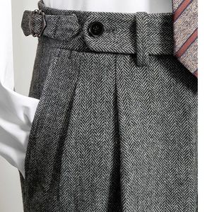 <span class=keywords><strong>Pantalon</strong></span> formel <span class=keywords><strong>homme</strong></span> OEM ODM 2026 en velours côtelé de <span class=keywords><strong>laine</strong></span> léger, taille mi-haute, coupe droite ajustée, double plissé - Product Image 1