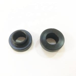 قطع بلاستيكية مصنعة بتقنية التحكم الرقمي بالحاسوب بأسعار معقولة، تصنيع مخصص شامل لبطانات النايلون ذات الحواف - Product Image 4