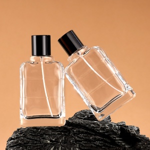 Bottiglia di Profumo in Vetro Vuota Personalizzata da 100ml Stile Vintage, Ecologica e di Lusso con Erogatore a Pompa e Serigrafia - Product Image 6
