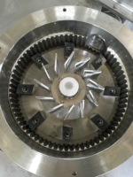 Broyeur multifonction automatique pour aliments avec moteur et pompe pour le broyage du café et des fèves de cacao