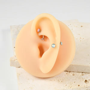 Anillo de acero inoxidable para ceja al por mayor, anillos helix curvos graduales, coloridos, con rosca interna, <span class=keywords><strong>piercing</strong></span> para ceja, joyería corporal - Product Image 3