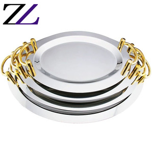 Assiettes de charge dorées pour steak à salade à texture créative <span class=keywords><strong>service</strong></span> de restauration rond bon marché table de fête de mariage en plastique plaque de charge en or transparent - Product Image 5