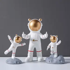 Creative Astronaute Petit Animal Résine Modèle Moderne Décoration De La Maison Accessoires Étude Chambre Amusant Ornements Cadeaux Pour Enfants