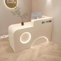 Comptoir d'Accueil en Bois Massif au Design Moderne pour Petite Boutique de Vêtements Féminins, Salon de Coiffure, Bar à Peinture et Salon de Beauté