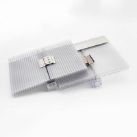 Panneau en polycarbonate multicellulaire en forme de U, design moderne, anti-UV, garantie 10 ans, résistant à la chaleur/anti-buée, pour applications hôtelières