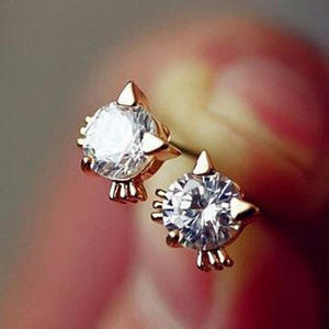 Orecchini a perno in zircone oro rosa, taglio brillante rotondo, montatura a griffe, gioielli classici da donna, regalo, lega placcata oro 18K - Product Image 4