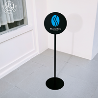 Panneau circulaire personnalisé imprimé UV, panneau métallique rond sur poteau avec base ronde pour la décoration de restaurant, café, devanture de magasin