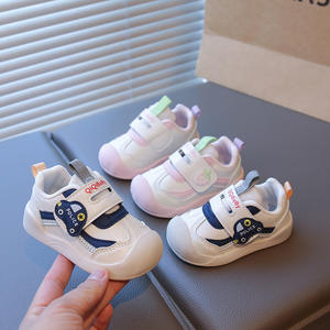 2025 Nieuw Binnen Schattig Ontwerp Baby Unisex Schoenen 1-4 Jaar Peuter Causale Schoenen - Product Image 3