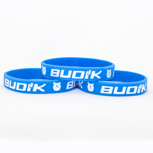 Promoción al por mayor, pulsera fina de 10mm a granel personalizada, <span class=keywords><strong>2</strong></span> colores, 10 15mm, pulsera de silicona negra de la amistad para niños y niñas - Product Image 5