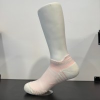 Chaussettes de sport professionnelles OEM personnalisées de haute qualité, respirantes, absorbant la transpiration, à coupe basse, en tissu éponge, pour la course et l'entraînement