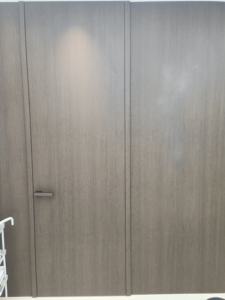 <span class=keywords><strong>Porte</strong></span> intérieure invisible en <span class=keywords><strong>bois</strong></span> personnalisée Portes cachées avec cadre en aluminium - Product Image 2