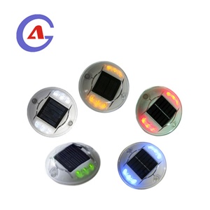Marqueurs routiers Cat Eye en aluminium IP68, clignotants solaires à LED, balise solaire clignotante pour la circulation - Product Image 4