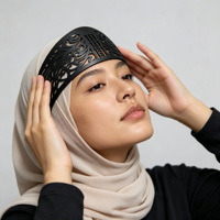 Bandeau de foulard musulman durable en nylon noir, élégant, avec motif géométrique à ailes, design sablé et compartiment creux pour hijab dissimulé