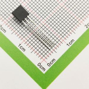 new original 3DD13002B TO-92 Transistors Switching Transistors 20-25 900mW 400V 800mA - Product Image 1