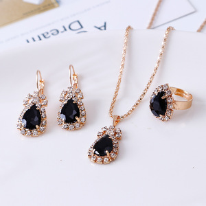 Lotes de Joyería de Cristal Chapada en <span class=keywords><strong>Oro</strong></span> de Moda a <span class=keywords><strong>Precio</strong></span> Bajo al por Mayor para Reventa, para Mujeres, Bodas, por Kilo - Product Image 4