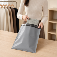 Sacs d'expédition en plastique étanches à bords renforcés robustes Conception anti-éclatement pour chaussures Chaussettes Sacs d'expédition en fourrure