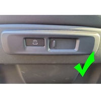 AZTON insérer dans la prise de courant siège arrière de voiture appui-tête moniteur Android pour BMW X7 G07 X5 G05 système vidéo de divertissement Netflix
