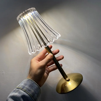 Nouvelle Lampe de Bureau LED Créative en Métal et Cristal, Style Rétro Simple, Rechargeable par Clé USB, avec Abat-jour Rond en Verre pour Café
