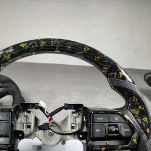 Volant de direction de style sportif Pièces automobiles pour <span class=keywords><strong>Toyota</strong></span> <span class=keywords><strong>GR</strong></span> Land Cruiser LC200 LC300 Volant en fibre de carbone forgée - Product Image 4