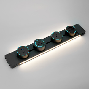 Douille de rail innovante à éclairage haut et bas avec prises universelles mobiles et rétroéclairage d'ambiance - Product Image 1