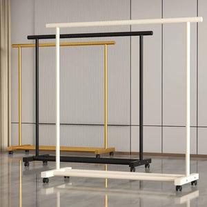 Porte-vêtements sur <span class=keywords><strong>pied</strong></span> en métal pour intérieur, double barre, design simple, séchoir de balcon pour couettes et manteaux, style nordique - Product Image 1