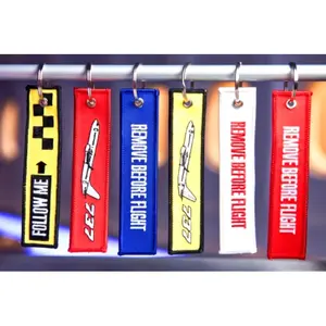 Llavero Bordado Personalizado con la Frase 'Remove Before Flight' - Product Image 2
